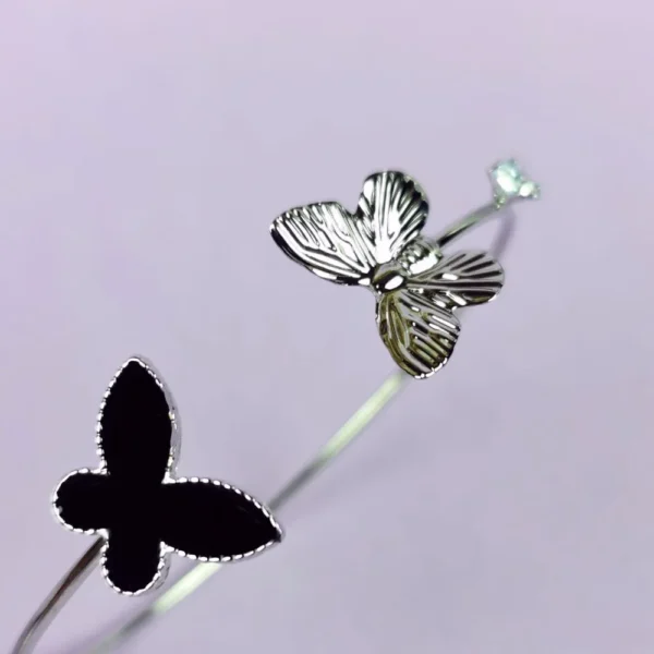 Fluttering wings silver bracelet - Image 2