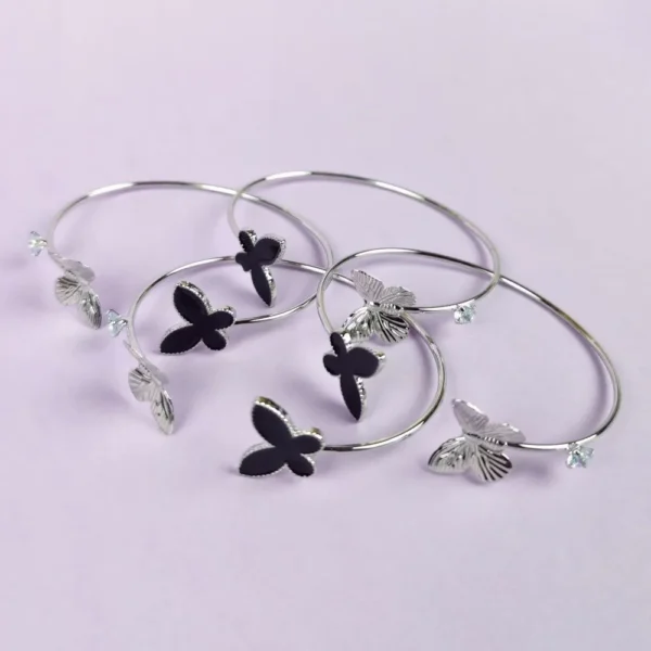 Fluttering wings silver bracelet