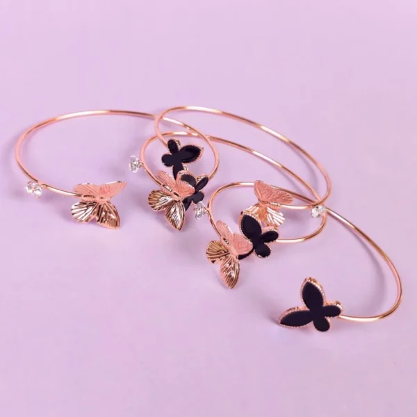 Sweet Rosebud rose-gold bracelet