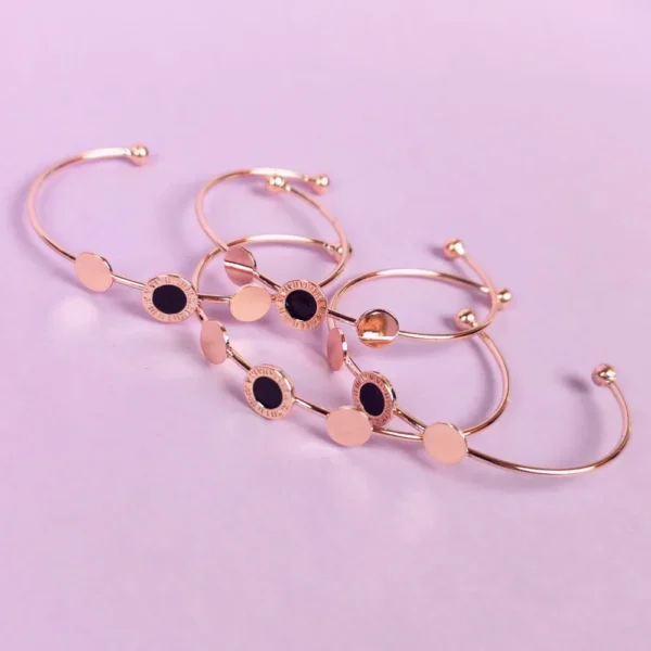 Blushing beauty rose-gold bracelet - Image 3