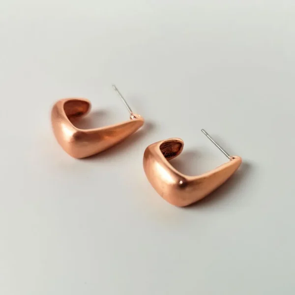 Twilight trance copper stud earrings