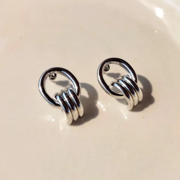 Twinkle toes silver stud earrings