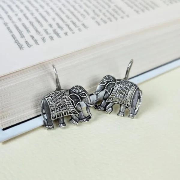 Elephantine oxidised stud earrings