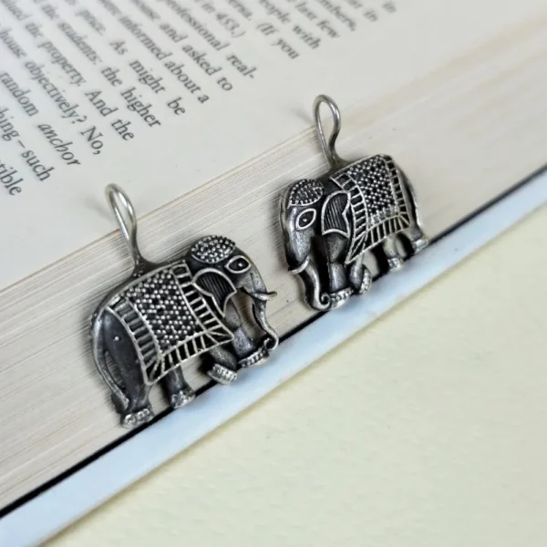 Elephantine oxidised stud earrings