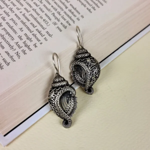 Shell cove oxidised stud earrings