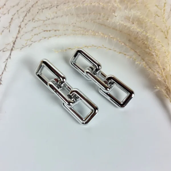 Silver chain link drop earrings