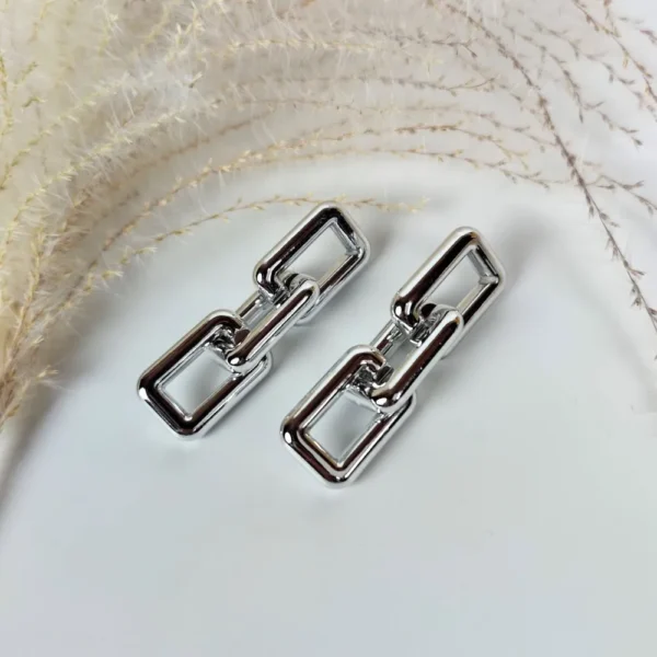 Silver chain link drop earrings