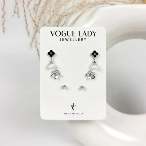 Floral clove anti tarnish studs earrings