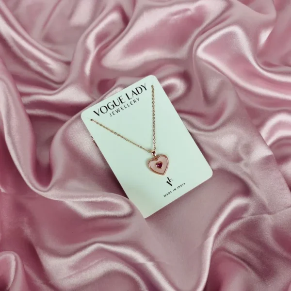 Velvet heart anti-tarnish neck piece