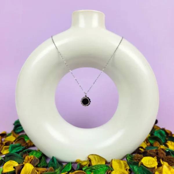 Black beauty silver plated necklace