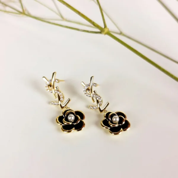 YSL black enigma studs earrings