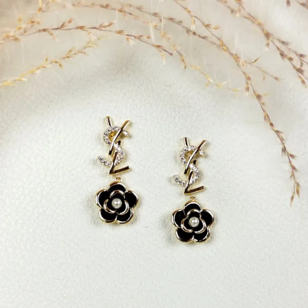 YSL black enigma studs earrings