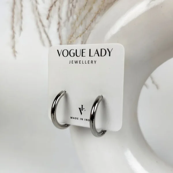 Classic circle silver hoops earrings