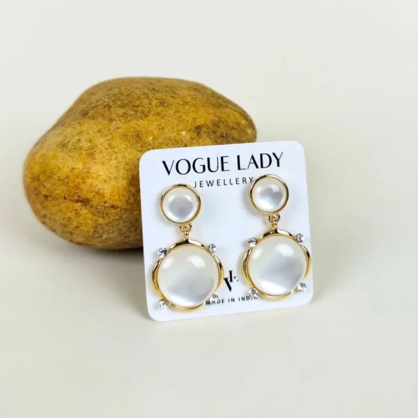Tender romance moonstone earrings