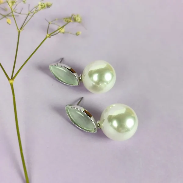 Pearl frost moonstone earrings