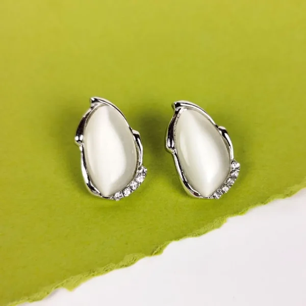 Modern chic moonstone studs earrings