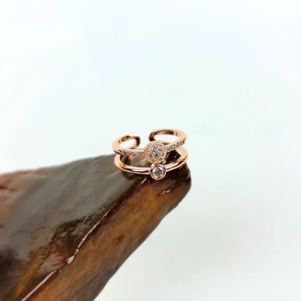 Blush sparkle adjustable finger ring