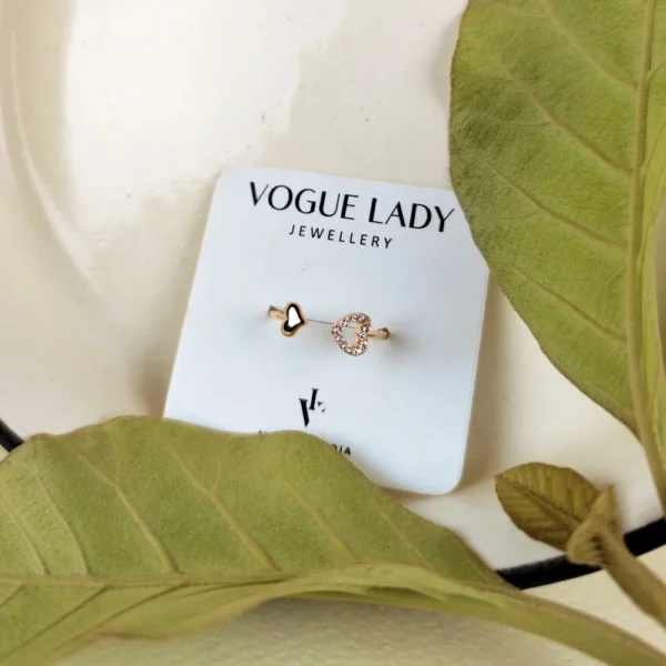Blush of love adjustable finger ring