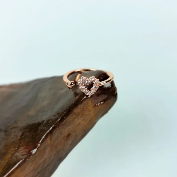 Blush heart adjustable finger ring