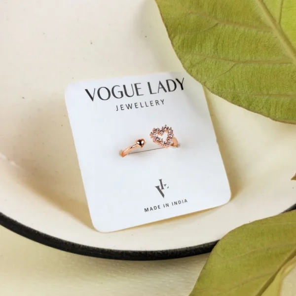 Blush heart adjustable finger ring
