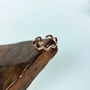 Rosy nova adjustable finger ring