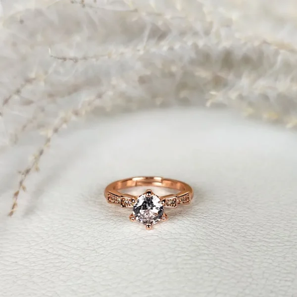 Rose zenith adjustable finger ring