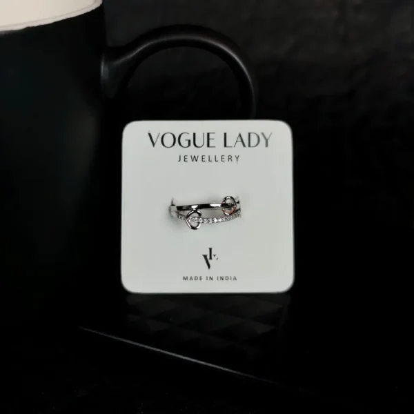 Silver gleam adjustable finger ring