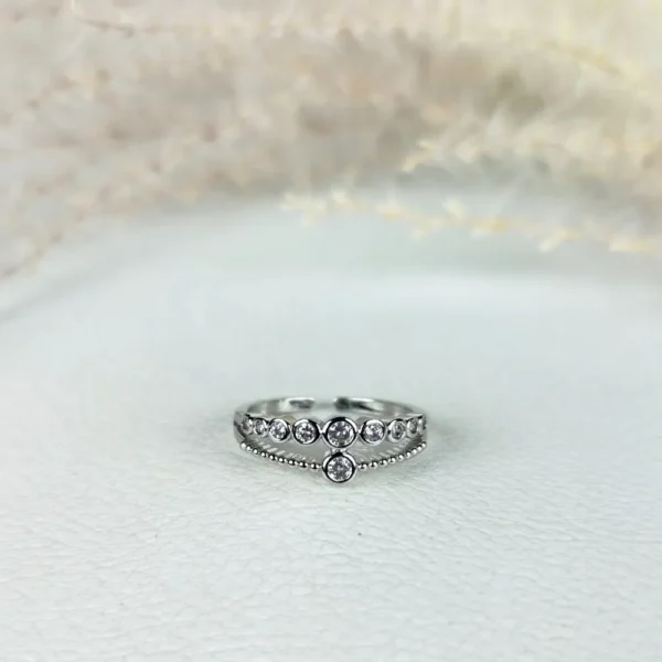 Silver wonder adjustable finger ring