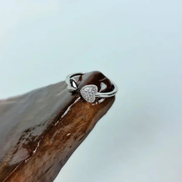 Frozen heart adjustable finger ring