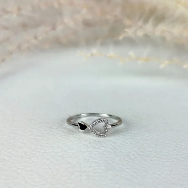 Hearts bond adjustable finger ring