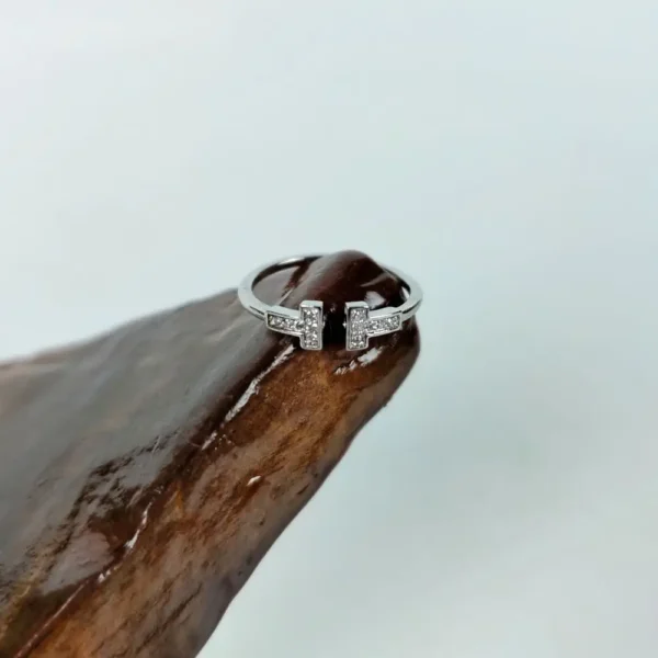 Sterling wonder adjustable finger ring