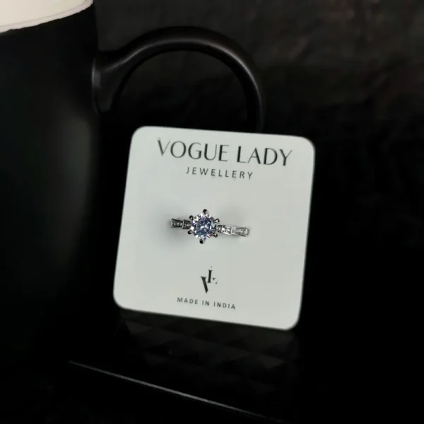 Snow flake adjustable finger ring