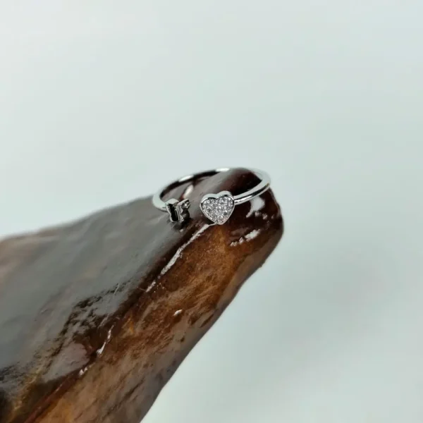 Snow diamond adjustable finger ring