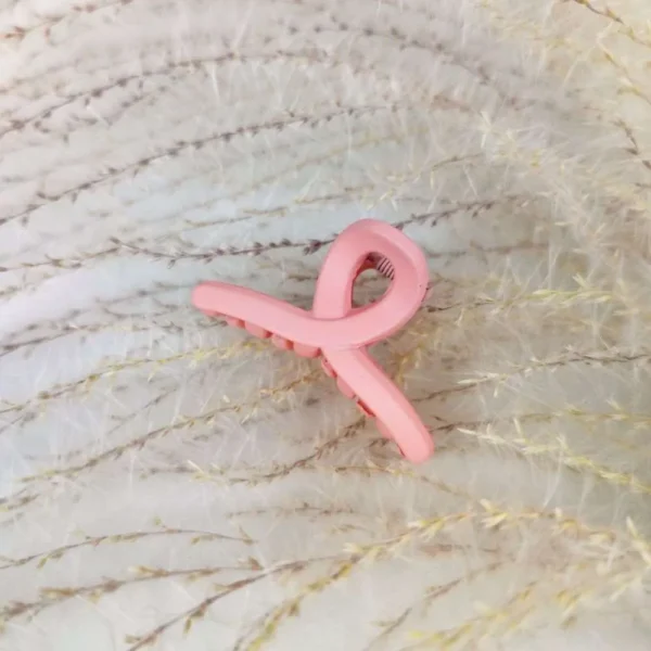 Fuchsia candy pop hair claw clip