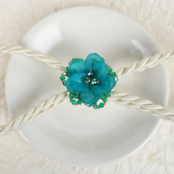 Petal promise floral finger ring