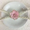 Daisy delight floral finger ring