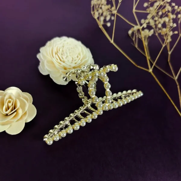 Aurora pearl metal hair claw