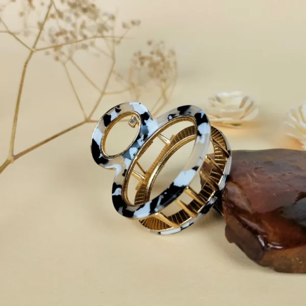 Gilded Marble metal clutcher